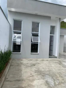 Casa com 3 Quartos à venda, 100m² no Loteamento Portal dos Passaros, Mairinque