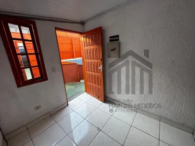 Casa com 4 Quartos para alugar, 85m² no Jardim Rosemary, Itapevi