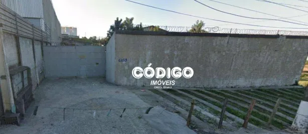 Galpão / Depósito / Armazém à venda, 250m² no Rio Abaixo, Itaquaquecetuba