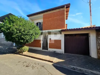 Casa com 4 Quartos à venda, 203m² no Vila Padre Bento, Itu