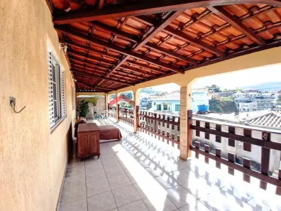 Casa com 4 Quartos à venda, 300m² no , Caeté