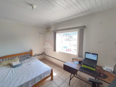 Galpão / Depósito / Armazém à venda, 300m² no Centro, São Sebastião