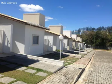 Casa de Condomínio com 3 Quartos à venda, 100m² no , Guararema