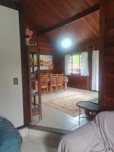 Casa com 3 Quartos à venda, 180m² no Fazenda da Ilha, Embu-Guaçu