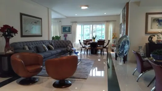 Casa de Condomínio com 4 Quartos à venda, 469m² no Monte Sankhya, Serra Negra