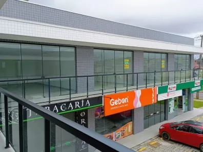 Loja / Salão / Ponto Comercial para alugar, 49m² no Guaraituba, Colombo