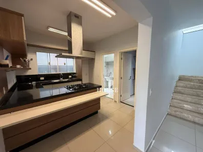 Casa de Condomínio com 2 Quartos para alugar, 201m² no Parque Cidade Nova, Mogi Guaçu