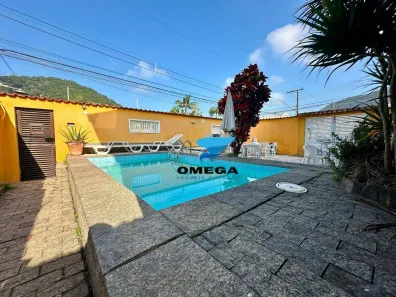 Hotel / Motel / Pousada com 10 Quartos à venda, 620m² no Guaiúba, Guarujá