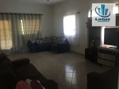 Fazenda / Sítio / Chácara com 2 Quartos à venda, 120m² no Floresta, Jaguariúna