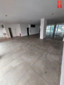 Prédio Inteiro para alugar, 800m² no Centro, Duque de Caxias