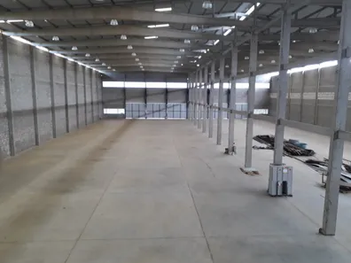Galpão / Depósito / Armazém para alugar, 1500m² no Centro, Alhandra