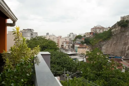 Hotel / Motel / Pousada com 6 Quartos à venda, 148m² no Catete, Rio de Janeiro