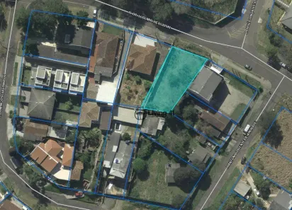 Terreno / Lote / Condomínio à venda, 630m² no Campo Comprido, Curitiba