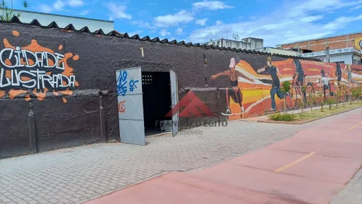 Galpão / Depósito / Armazém para alugar, 90m² no Zé Garoto, São Gonçalo
