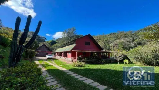 Fazenda / Sítio / Chácara com 3 Quartos à venda, 200m² no Braunes, Nova Friburgo