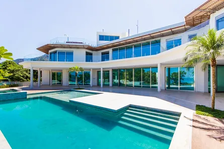 Casa de Condomínio com 10 Quartos para venda ou aluguel, 2560m² no Enseada, Ubatuba