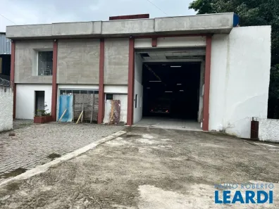 Galpão / Depósito / Armazém para alugar, 1400m² no Caputera, Arujá