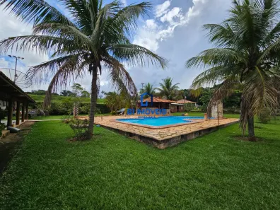 Fazenda / Sítio / Chácara com 3 Quartos à venda, 24000m² no , Nerópolis