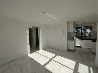Apartamento com 3 Quartos para alugar, 61m² no Boneca do Iguaçu, São José dos Pinhais