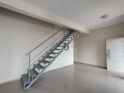 Casa com 3 Quartos para alugar, 118m² no Jardim dos Pinheiros, Atibaia