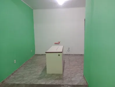 Casa com 2 Quartos para alugar, 79m² no Centro, Viçosa