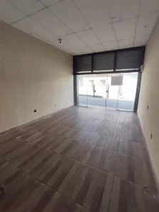Loja / Salão / Ponto Comercial para alugar, 35m² no Centro, Itaguaí