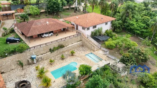 Fazenda / Sítio / Chácara com 3 Quartos à venda, 3200m² no Zona Rural, Mairinque
