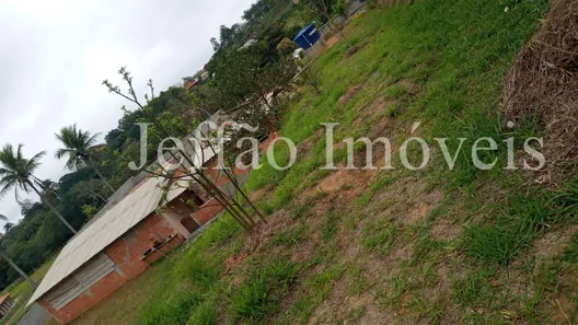 Fazenda / Sítio / Chácara com 3 Quartos à venda, 220m² no Rosa Machado, Piraí