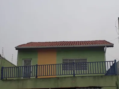 Sobrado com 4 Quartos à venda, 140m² no Jardim Gurilândia, Taubaté