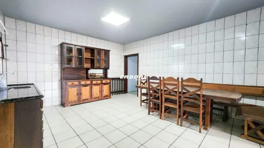 Casa com 2 Quartos para alugar, 225m² no Velha Central, Blumenau