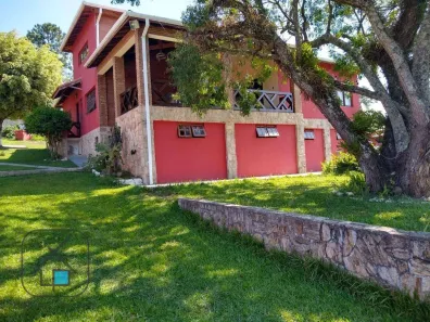 Fazenda / Sítio / Chácara com 4 Quartos à venda, 10000m² no Maracatu, Guararema