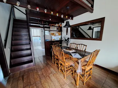 Casa de Condomínio com 2 Quartos à venda, 100m² no Centro, Arraial do Cabo