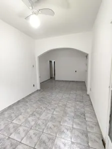 Casa com 3 Quartos para alugar, 300m² no Ilha dos Araújos, Governador Valadares