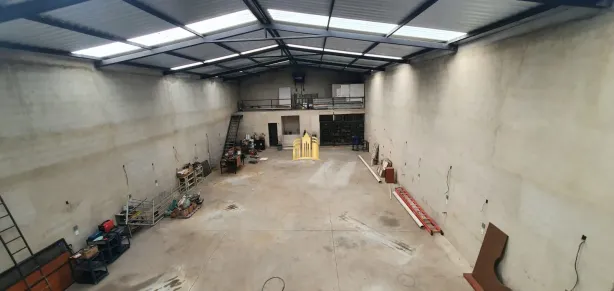 Galpão / Depósito / Armazém à venda, 360m² no São Pedro, Esmeraldas