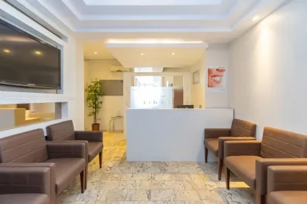 Conjunto Comercial / Sala para alugar, 66m² no Centro, Curitiba