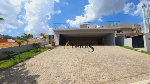 Casa de Condomínio com 3 Quartos à venda, 400m² no Portal dos Bandeirantes Salto, Salto