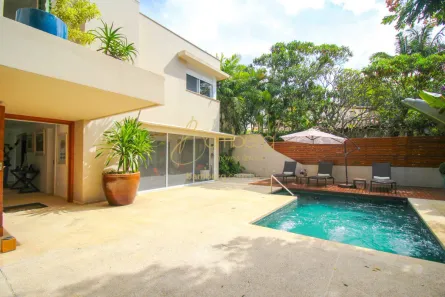 Casa com 5 Quartos à venda, 642m² no Jardim Vitória Régia, São Paulo