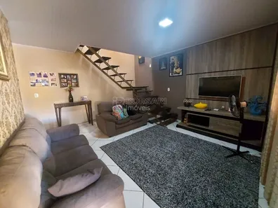 Sobrado com 2 Quartos à venda, 135m² no Jardim Maria Luiza, Araraquara