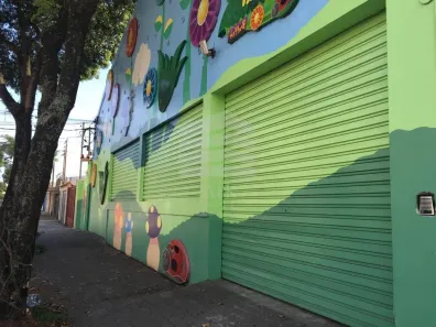 Galpão / Depósito / Armazém para venda ou aluguel, 680m² no Bosque da Saúde, São Paulo