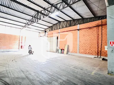 Galpão / Depósito / Armazém para venda ou aluguel, 3000m² no Paineiras, Itupeva