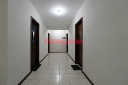 Conjunto Comercial / Sala para alugar, 67m² no Bacacheri, Curitiba