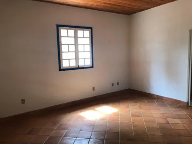 Fazenda / Sítio / Chácara com 4 Quartos à venda, 300m² no Área Rural de Viçosa, Viçosa