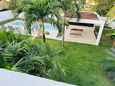 Casa de Condomínio com 5 Quartos para alugar, 350m² no Busca Vida (Abrantes), Camaçari