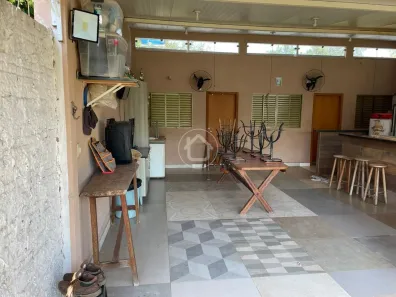 Fazenda / Sítio / Chácara com 1 Quarto à venda, 120m² no , Aquidauana