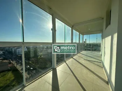 Cobertura com 3 Quartos para alugar, 140m² no Extensão do Bosque, Rio das Ostras