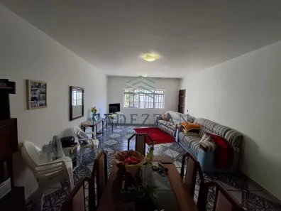 Casa com 3 Quartos para venda ou aluguel, 117m² no Cidade Intercap, Taboão da Serra