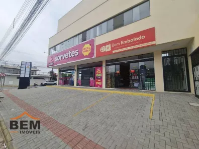 Conjunto Comercial / Sala para alugar, 270m² no Monte Alegre, Camboriú