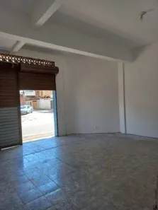 Loja / Salão / Ponto Comercial para alugar, 35m² no Cajueiros, Macaé
