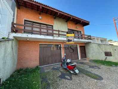 Sobrado com 3 Quartos à venda, 411m² no Brasil, Itu