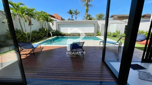 Casa de Condomínio com 5 Quartos à venda, 450m² no Jardim Acapulco, Guarujá